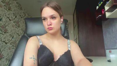 Watch HoaGrosjean Live On Cam