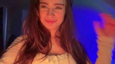 Watch LilliOgden Live On Cam