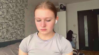 Watch LoriaWheatly Live On Cam