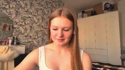 Watch LoriaWheatly Live On Cam