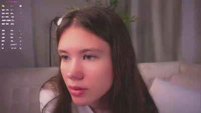 Watch LynneForster Live On Cam