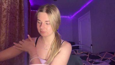 Watch SamellaLopas Live On Cam