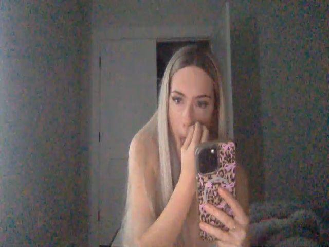 Watch Audreylane07 Live On Cam