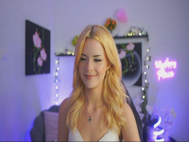 Watch Barbie_Bree Live On Cam