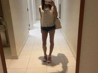 Watch Maddierainexoxo Live On Cam