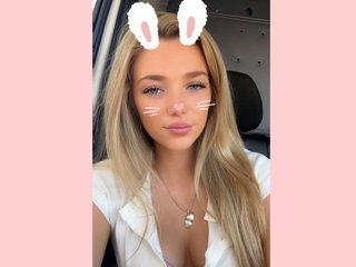 Watch Melanie_naughtyx Live On Cam