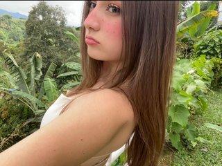 Watch Sophiie_Collins Live On Cam