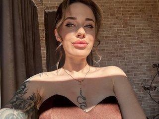 Watch TianaWielson Live On Cam