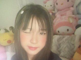 Watch cuteshycat21 Live On Cam