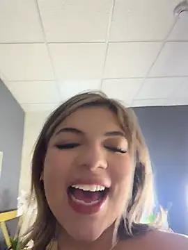 Watch AngelBlushXXX Live On Cam