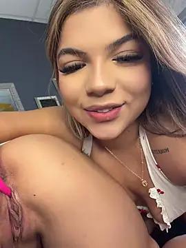 Watch AngelBlushXXX Live On Cam