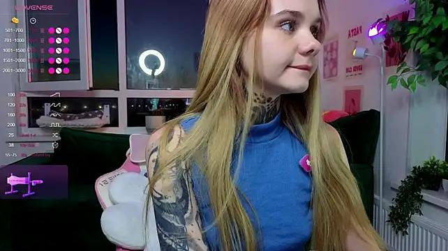 Watch Britney_Lynch Live On Cam