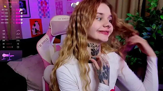 Watch Britney_Lynch Live On Cam