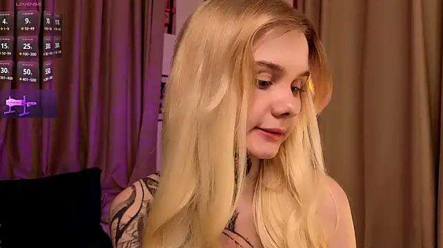 Watch Britney_Lynch Live On Cam