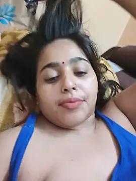 Watch Cute-Simmi69 Live On Cam