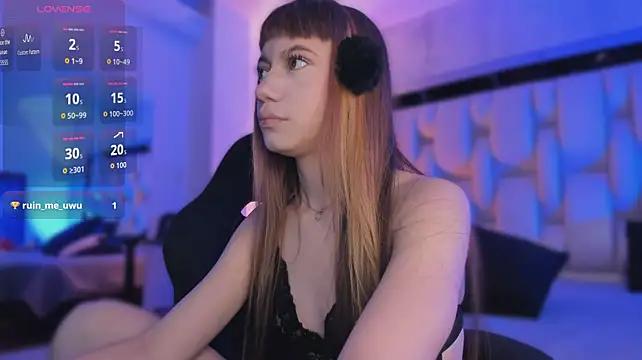 Watch DakotaSlender Live On Cam