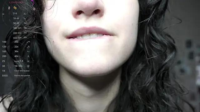 Watch DellaLeck Live On Cam