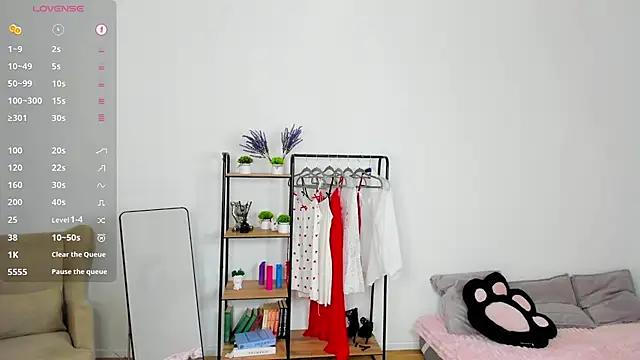 Watch EvaStar1ight Live On Cam