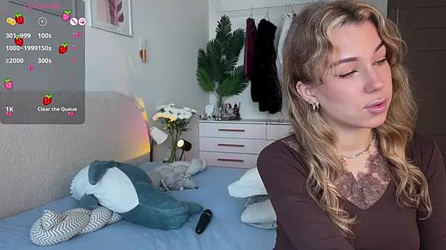 Watch Eva_Collinss Live On Cam