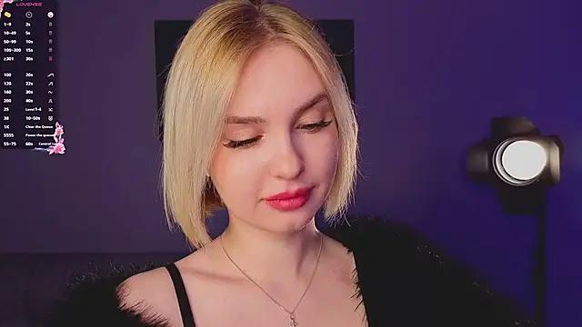 Watch Eva_kiki Live On Cam