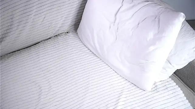 Watch FalineBeacher Live On Cam