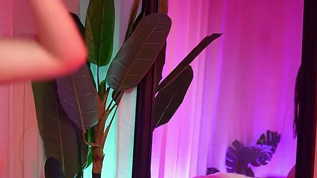 Watch MaeveSun Live On Cam