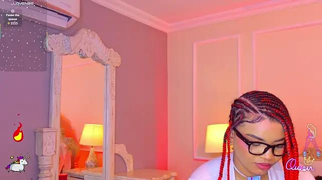 Watch MalaikaBrown Live On Cam