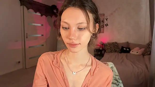 Watch MiaPimmy Live On Cam
