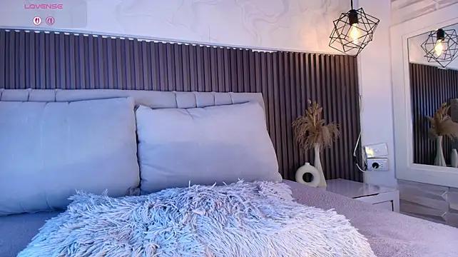 Watch SHANONCLARK Live On Cam