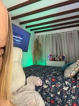 Watch natashasweet Live On Cam