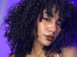 Watch CinthiaWalker Live On Cam