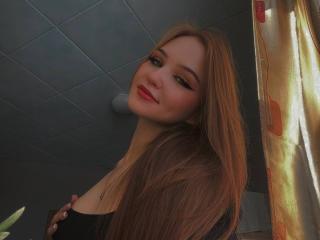 Watch JillianMel Live On Cam